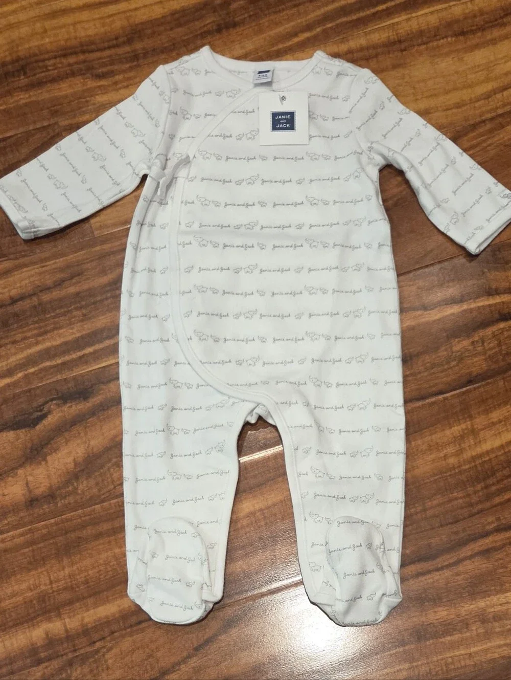 Janie and Jack NWT 6-9 Months Ivory Elephant Print Footed One-Piece